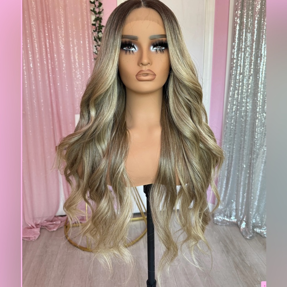 HD front lace glueless wig